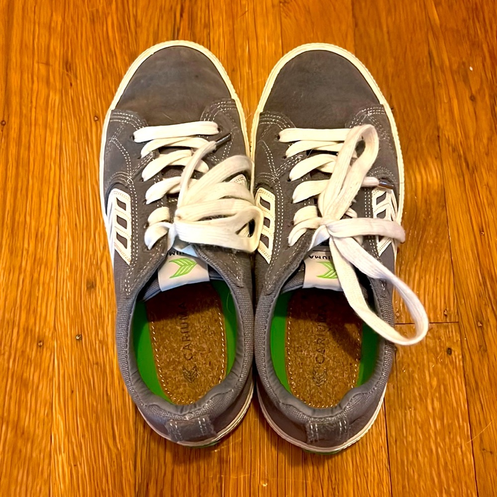 Cariuma Catiba Pro Sneakers